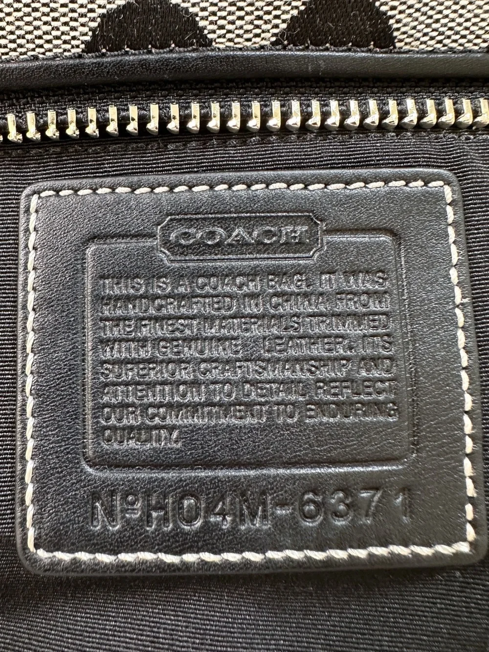 Coach Hamptons Baguette Shoulder Bag Black & Grey Signature Jacquard Canvas Y2K
